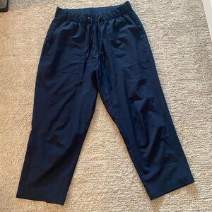 Old Navy Navy high-waisted wide-leg pull-on pants size medium